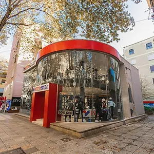 https://tirana-city-centre-folk-hotel.albaniahotels.org